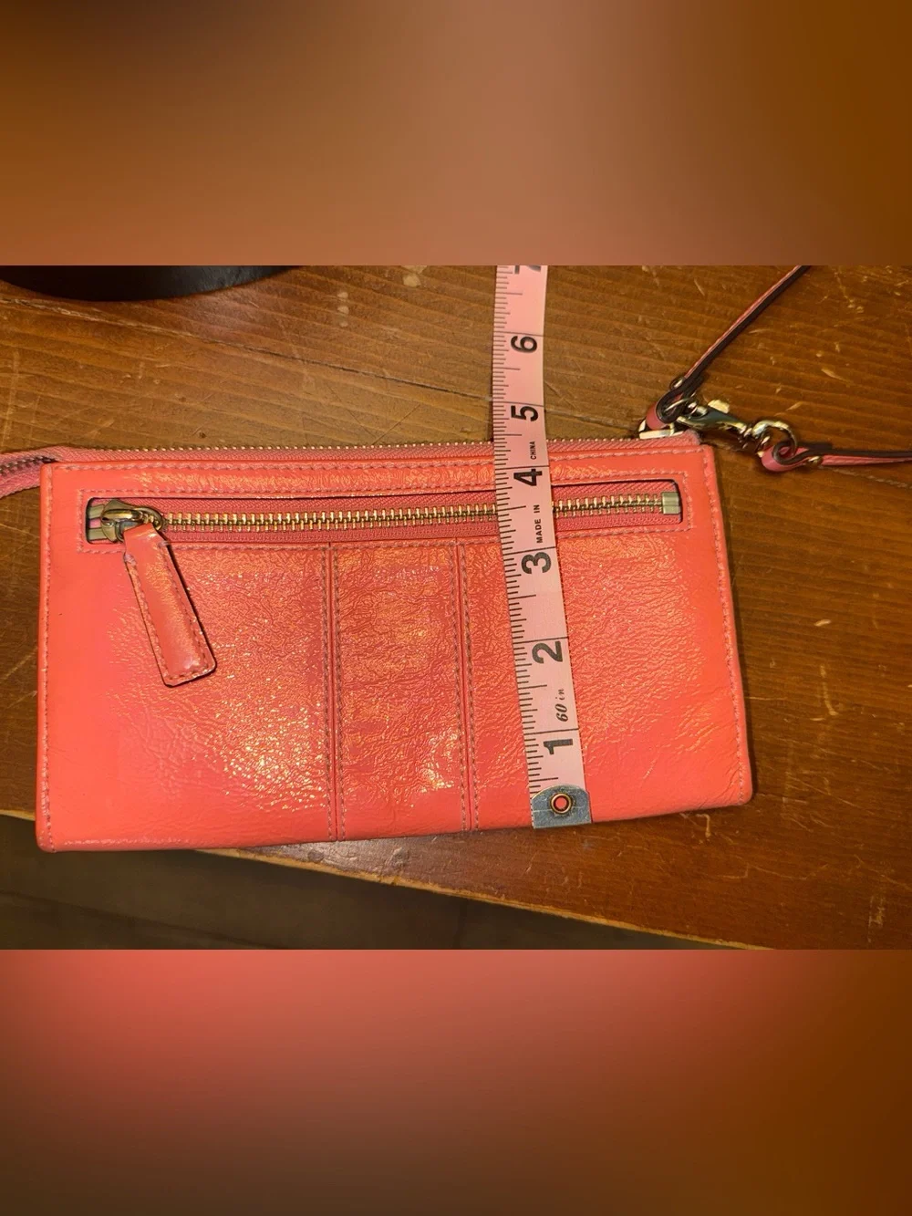 Coach Coral Patent Leather Wristlet Wallet Zip Around Clutch Organizer EUC